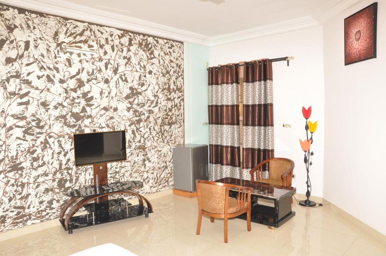 Diamond Hotel Cotonou Extérieur photo